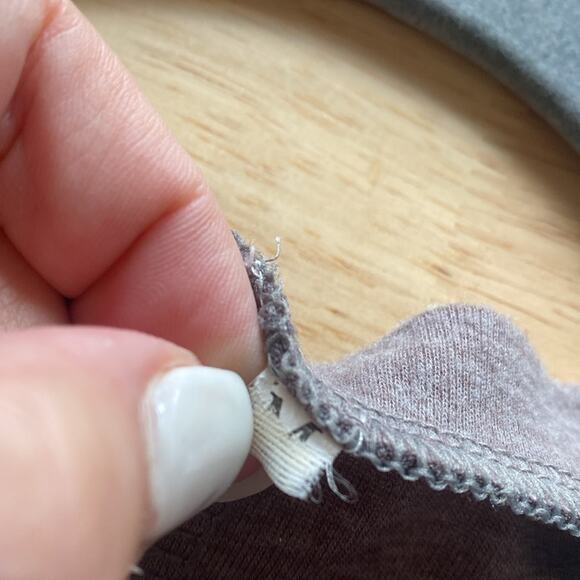 Soft knit tunic with lace trim - Picture 2 of 5